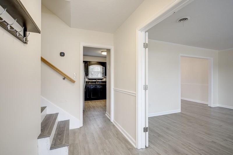 115 Sunnywood Dr - Photo 4 of 40