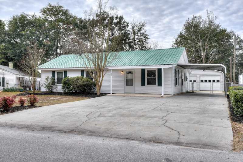 103 Smallridge St - Photo 2 of 37