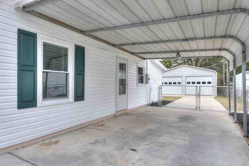 103 Smallridge St - Photo 3 of 37