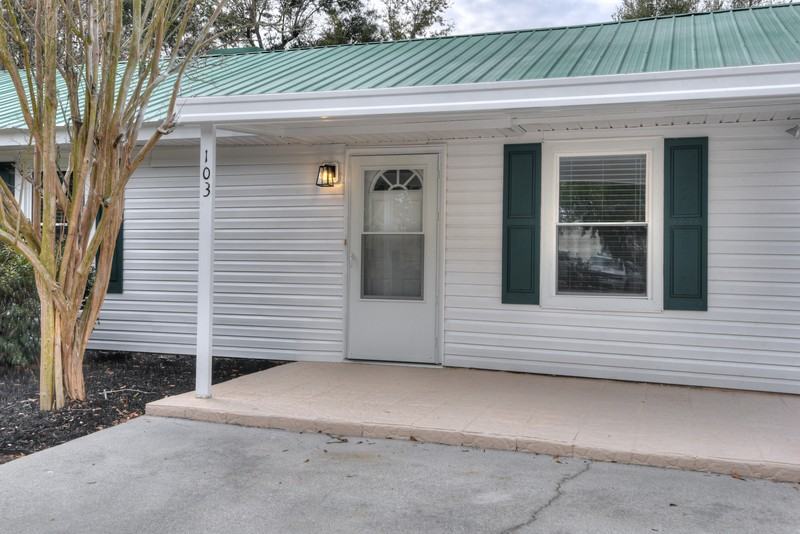 103 Smallridge St - Photo 5 of 37