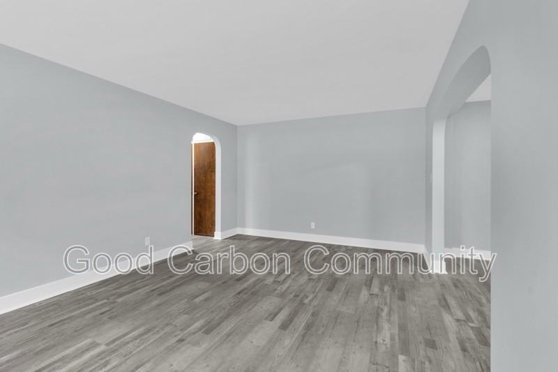 29 Benwood Ave #44 - Photo 3 of 15