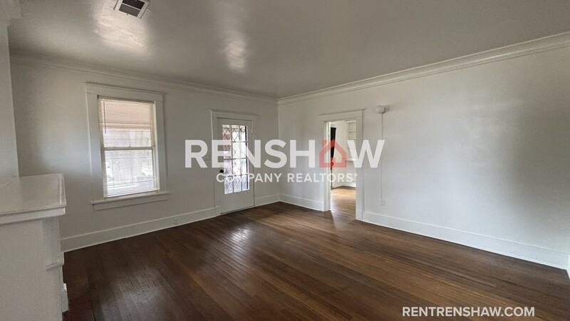 1980 Snowden Ave - Photo 2 of 21