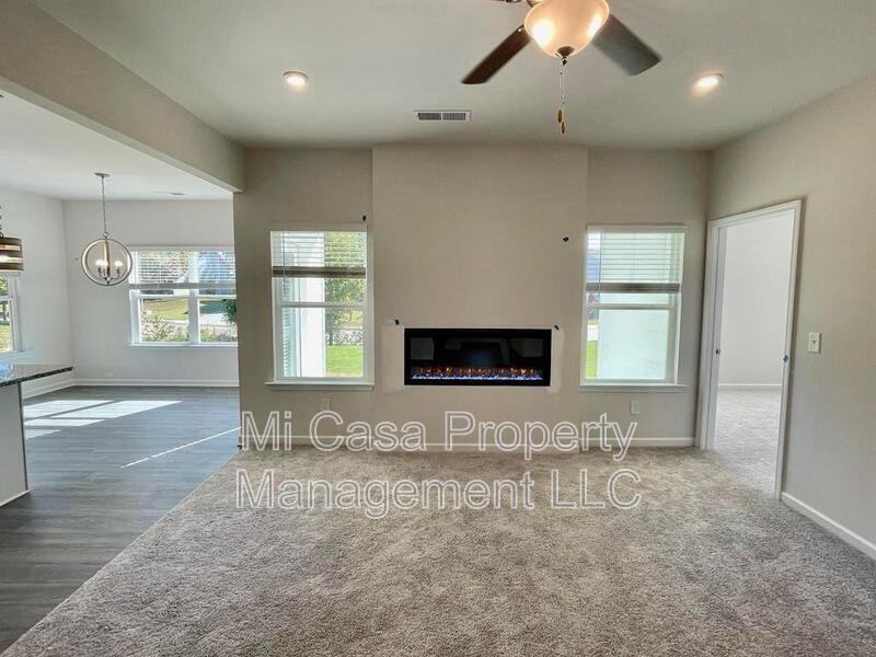 1 Lyndhurst Dr - Photo 5 of 12