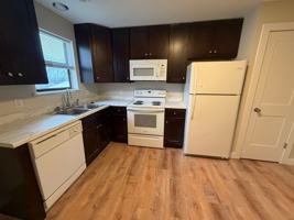 featured image of 420 Ne Park Ln