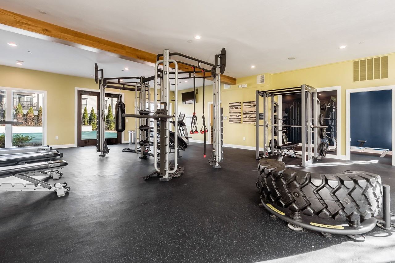 Dublin Square - Photo 6 of 15