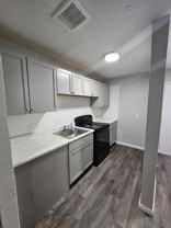 89 Tennis - Photo 1 of 1