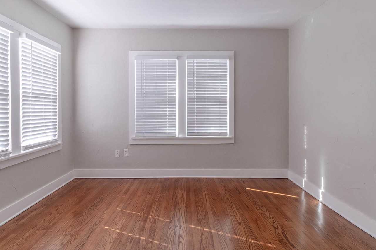 2519 Nw 20th St - Photo 5 of 18