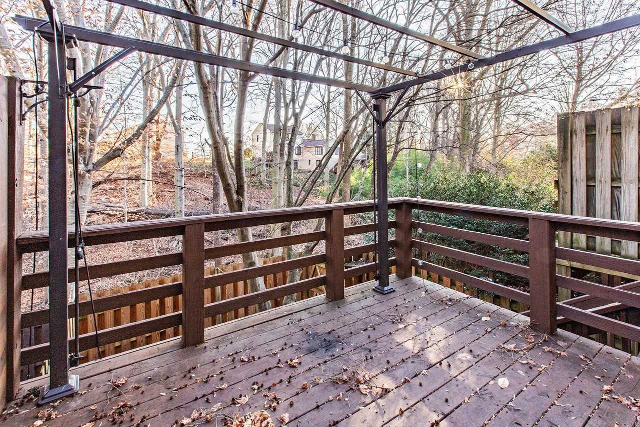 847 Stockbridge Dr - Photo 2 of 18