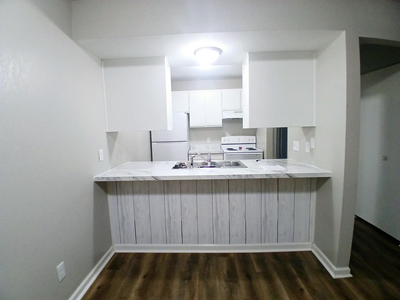 1212 Cato Lane - Photo 3 of 10