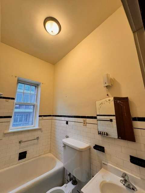 6215 7th Avenue - Photo 7 of 18