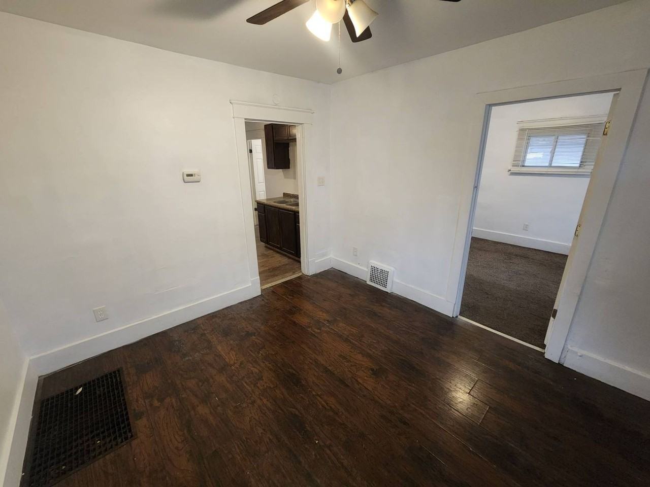 3175 Caroline Ave - Photo 6 of 27