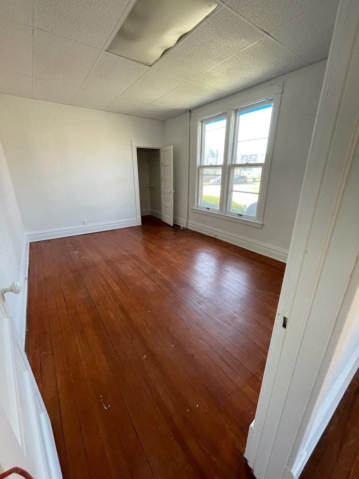 Atrium - Photo 2 of 16