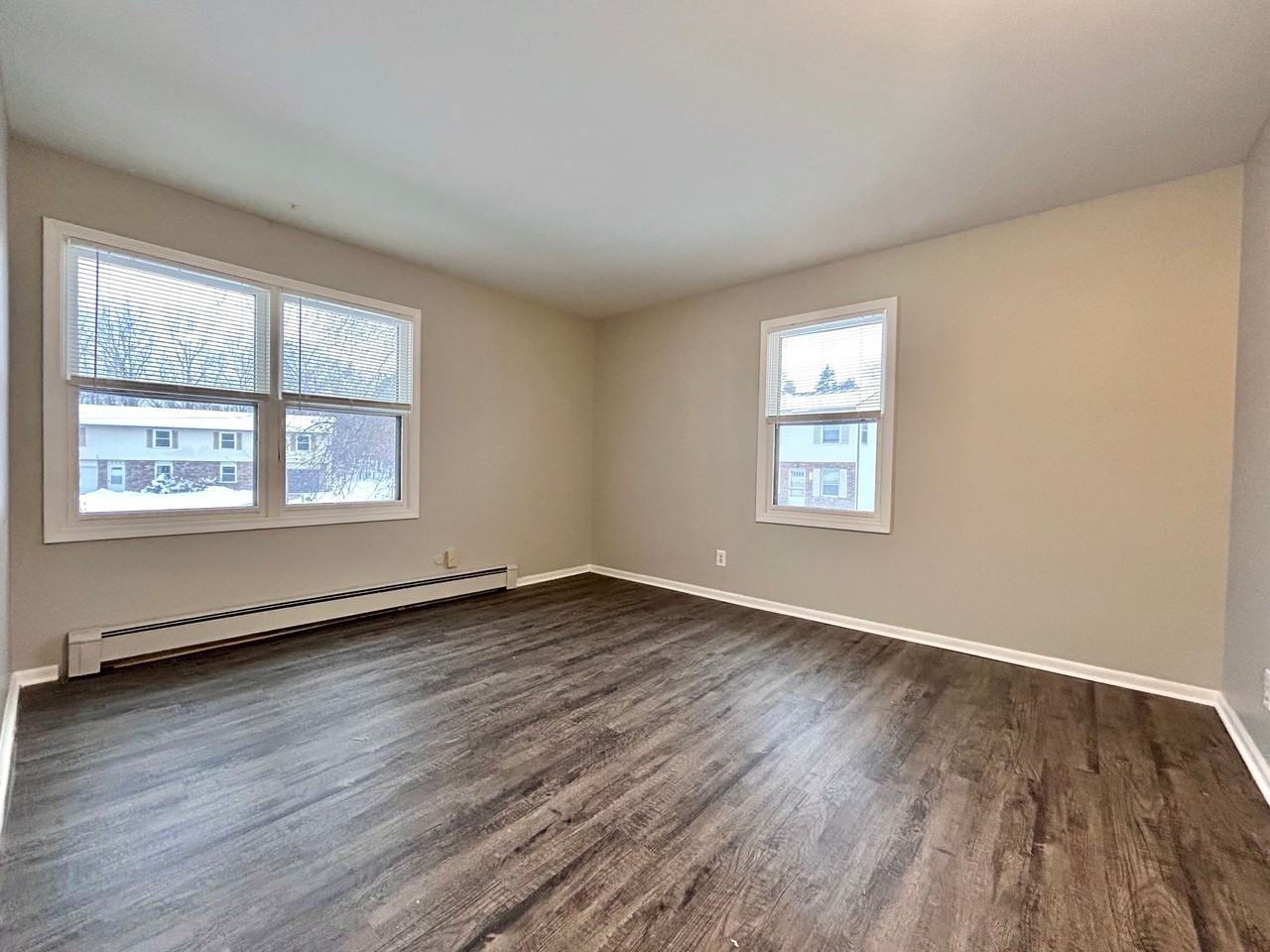 965 Mccarty St Nw - Photo 5 of 21