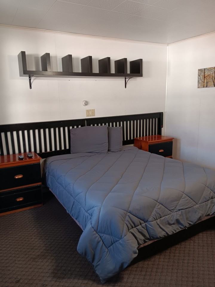 803 Western Avenue - Photo 7 of 15