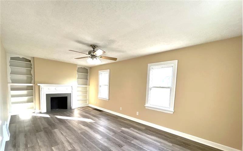 2719 Cleveland Ave - Photo 3 of 15