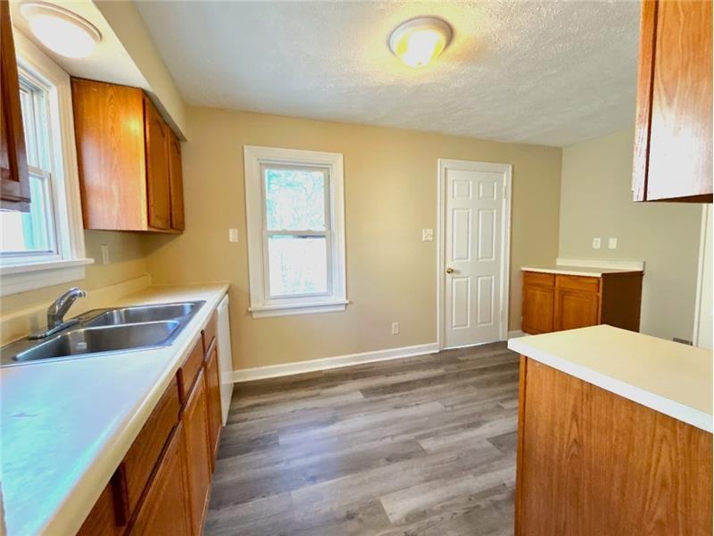 2719 Cleveland Ave - Photo 7 of 15