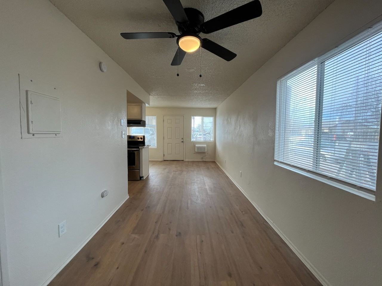 2410 South M Street - Photo 2 of 13