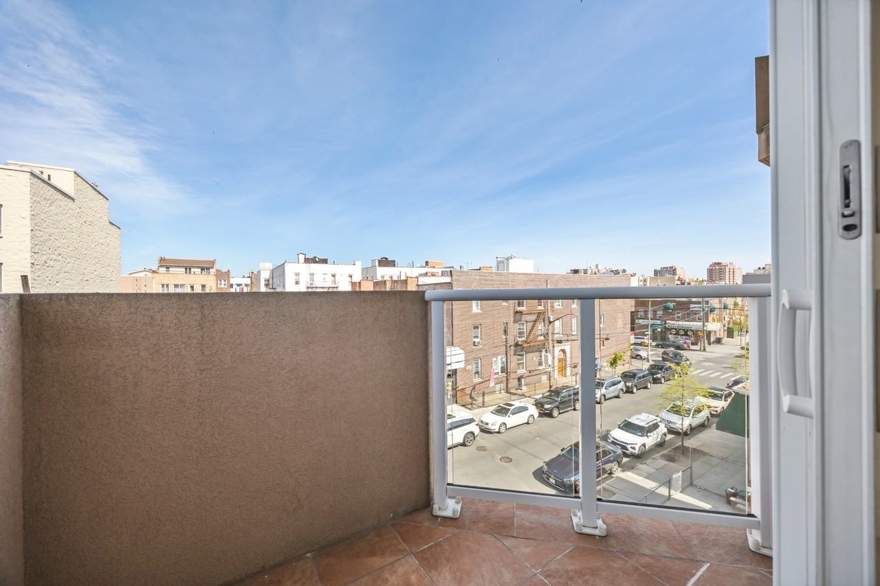 2848 Brighton 7th Street - Photo 2 of 11