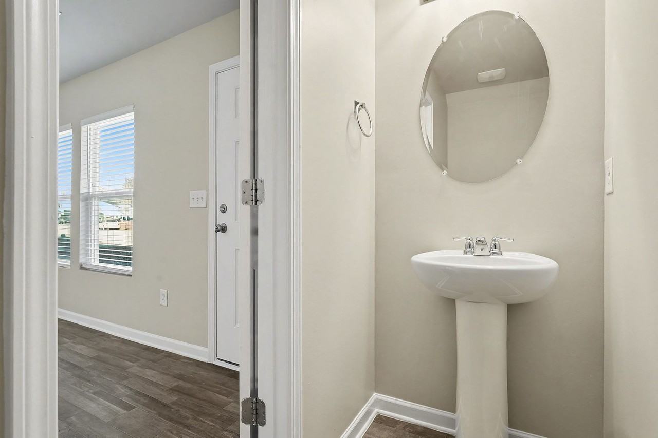 3801 Miller Dr - Photo 3 of 17
