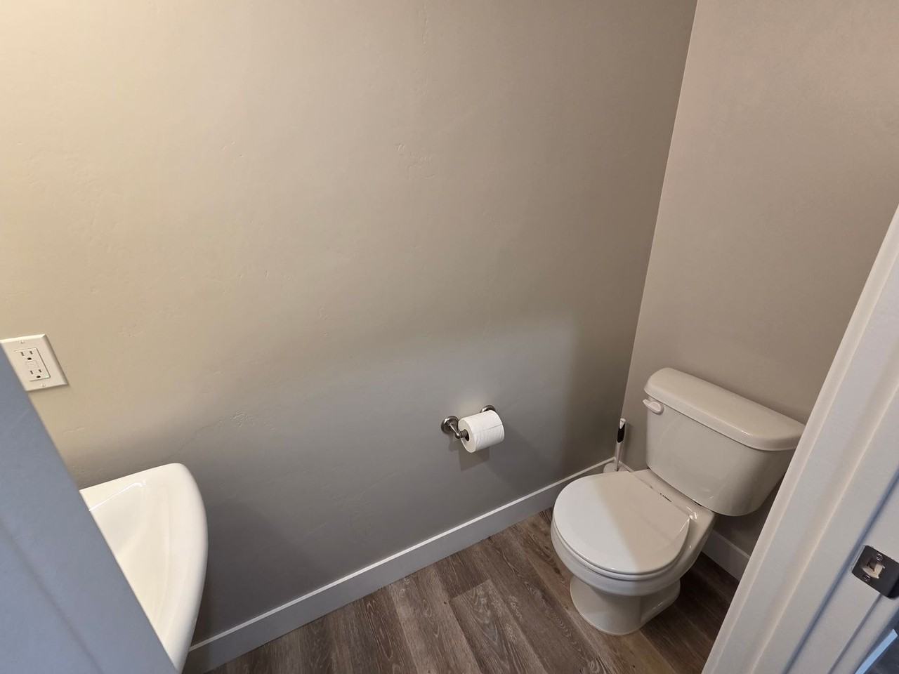 3127 W 1675 N #E - Photo 3 of 31