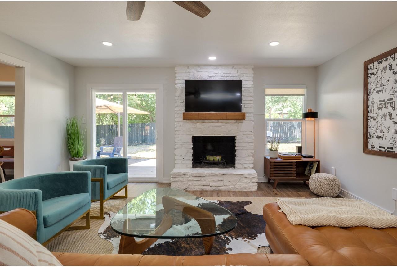 2202 Donna Dr - Photo 7 of 45