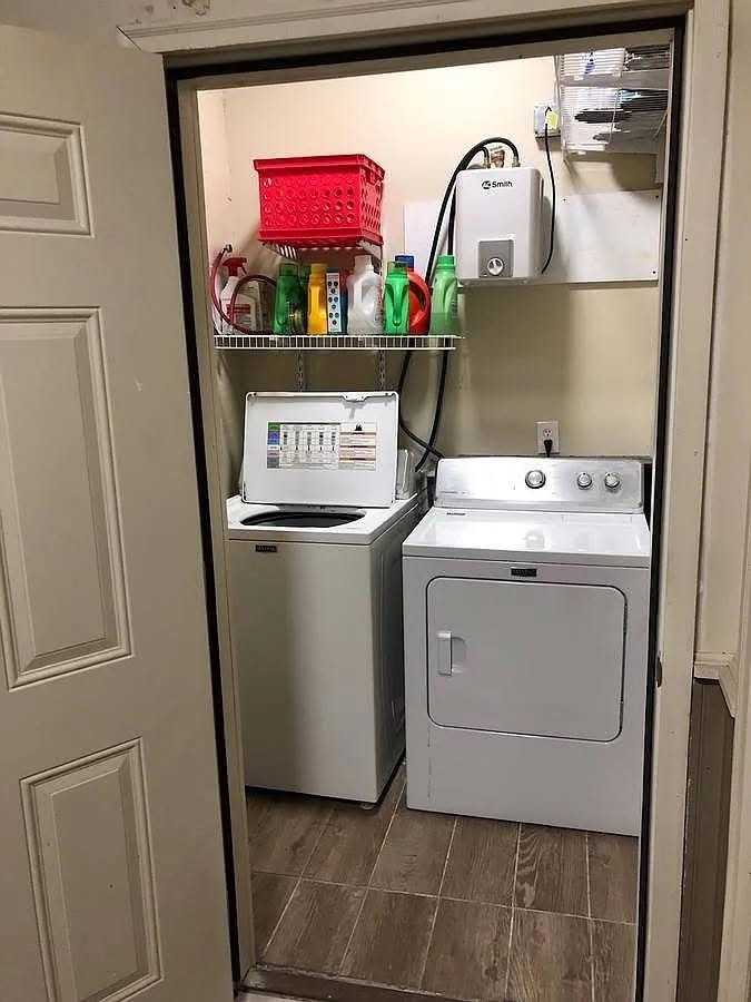 300 Forrest St #200 - Photo 7 of 7