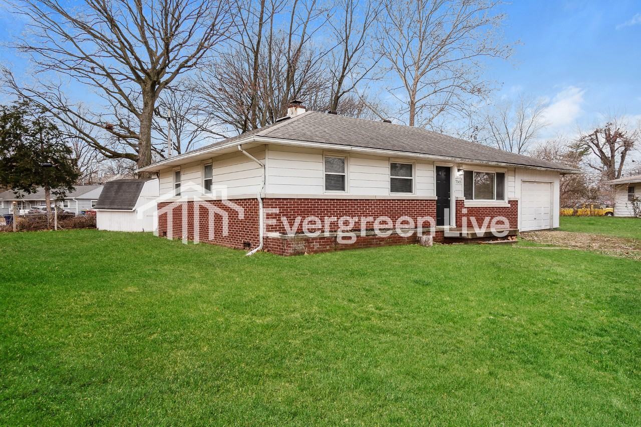 7301 Austin Dr - Photo 2 of 15