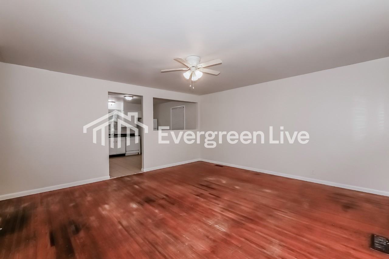 7301 Austin Dr - Photo 6 of 15