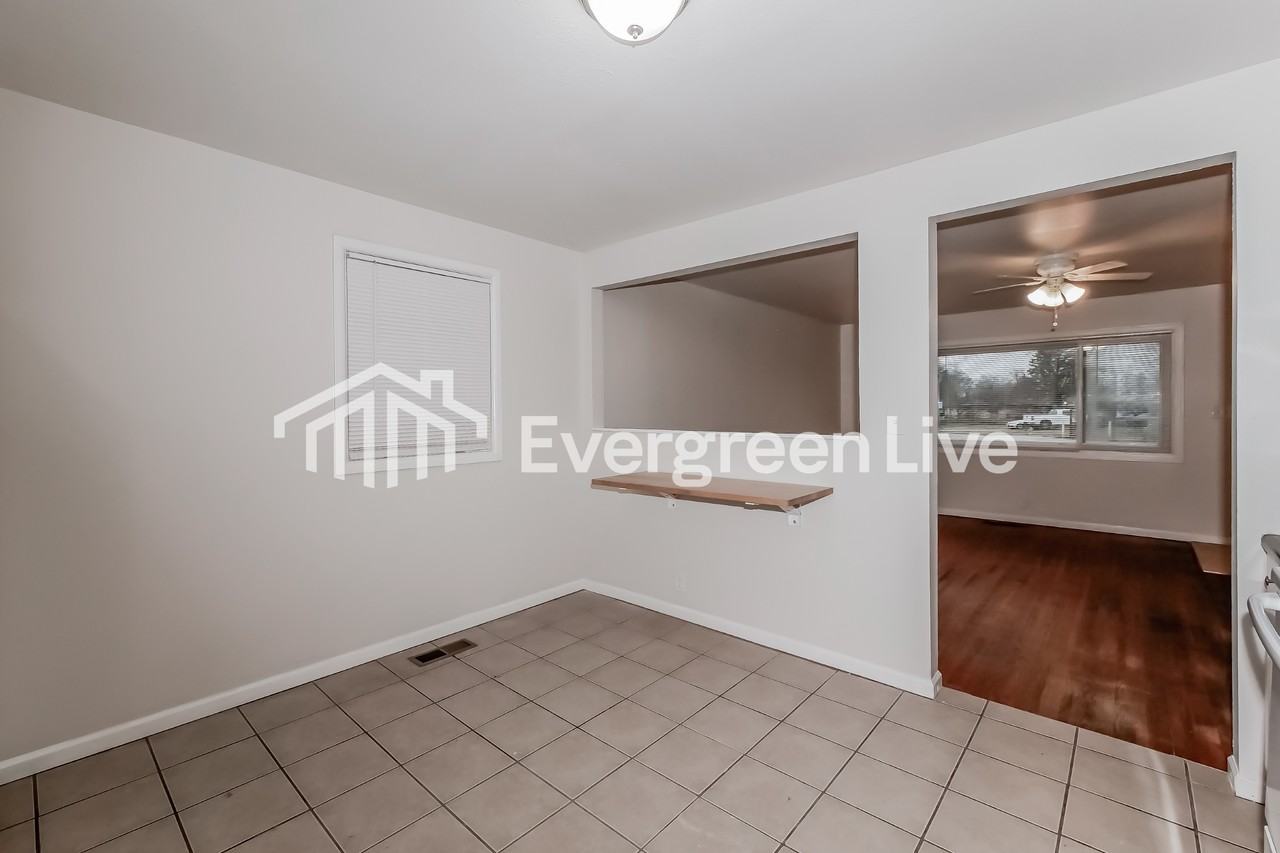 7301 Austin Dr - Photo 7 of 15