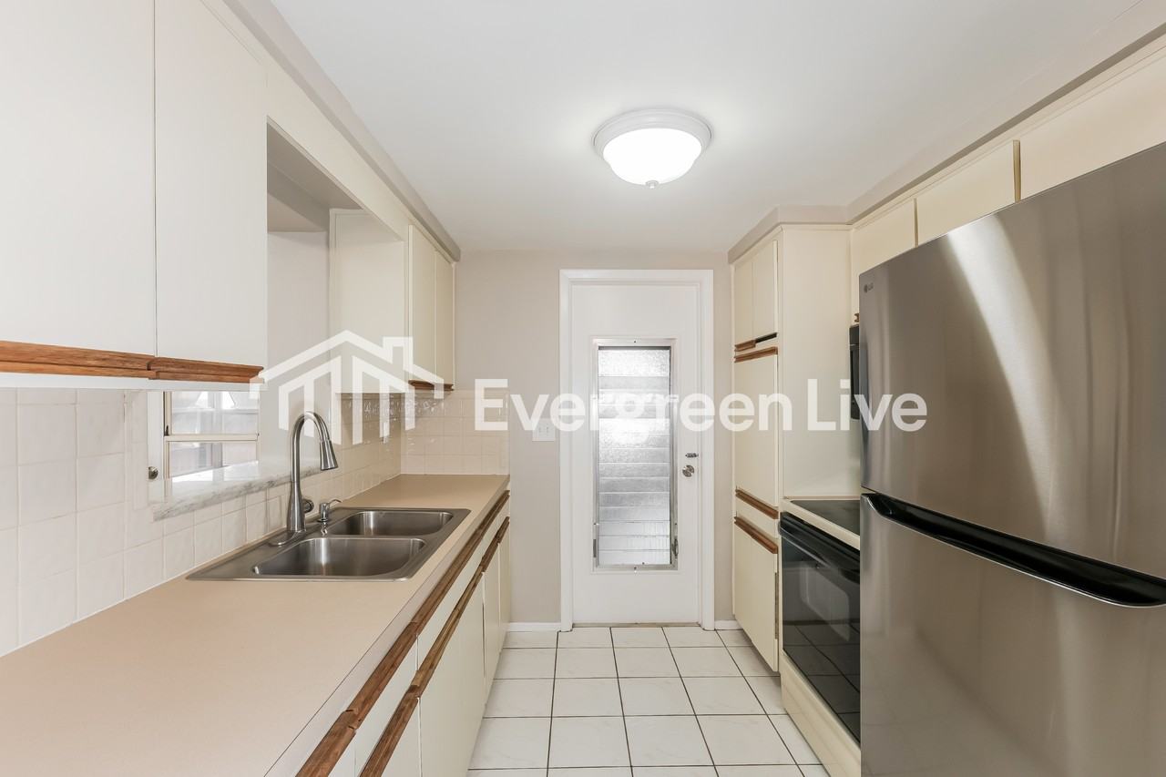 11640 Rocks Ln - Photo 7 of 16