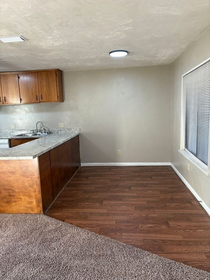 2691 N Point Blvd - Photo 3 of 9