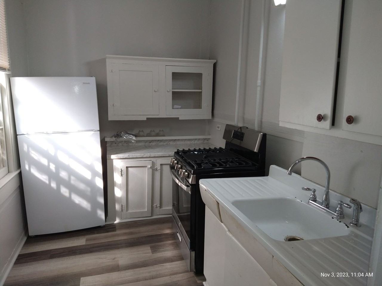 822 E Carson St #2 - Photo 5 of 17