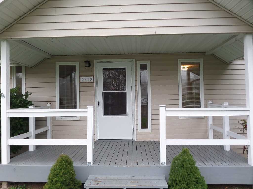 6910 Ne 131st Ave - Photo 2 of 12