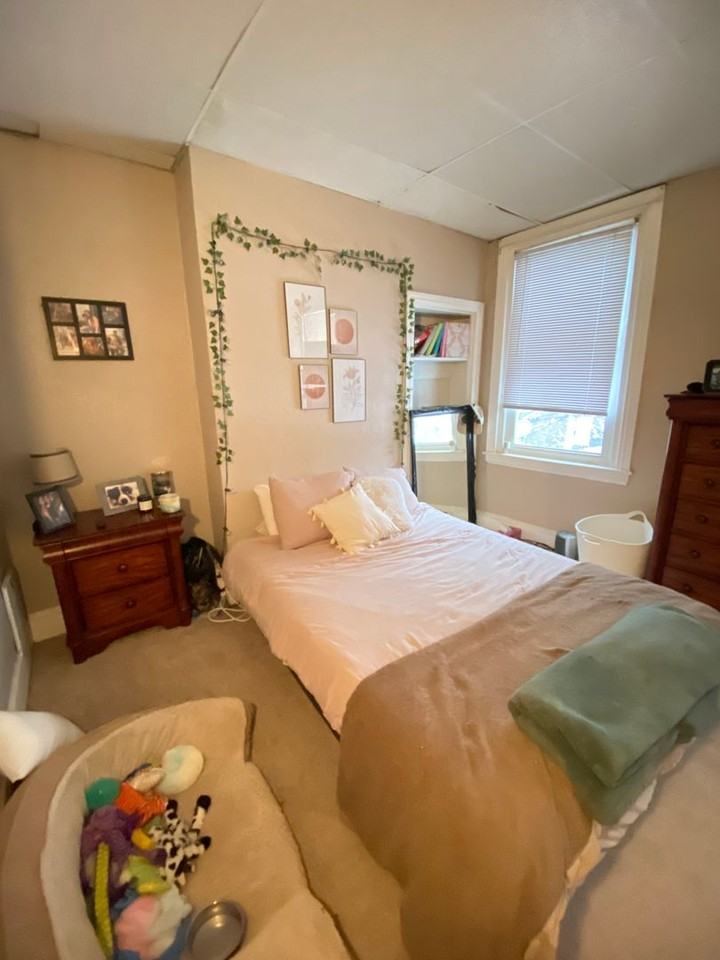 1323 Virginia Ave - Photo 7 of 8