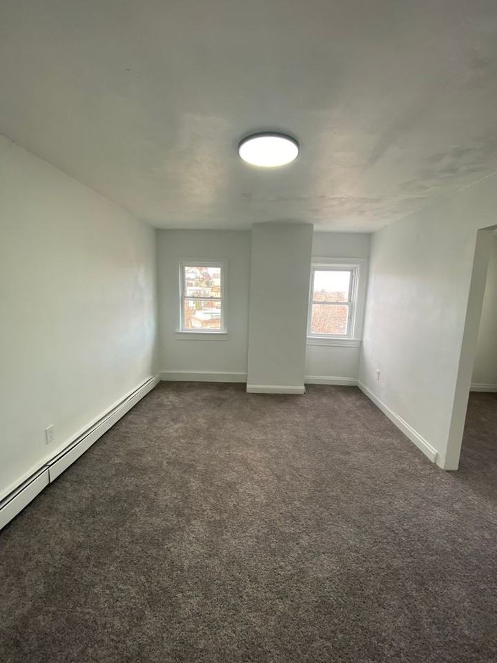 919 Manton Way - Photo 2 of 24