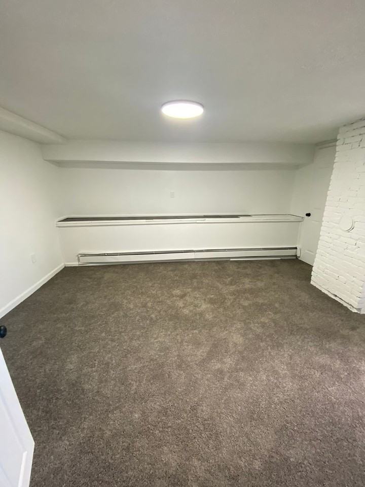 919 Manton Way - Photo 4 of 24