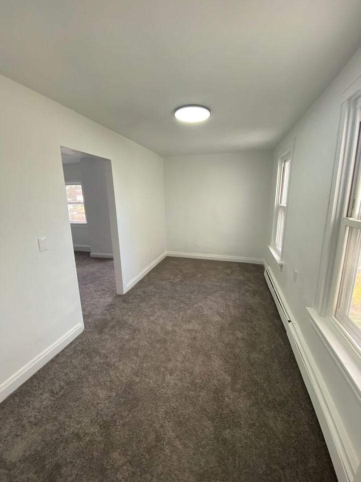 919 Manton Way - Photo 4 of 24