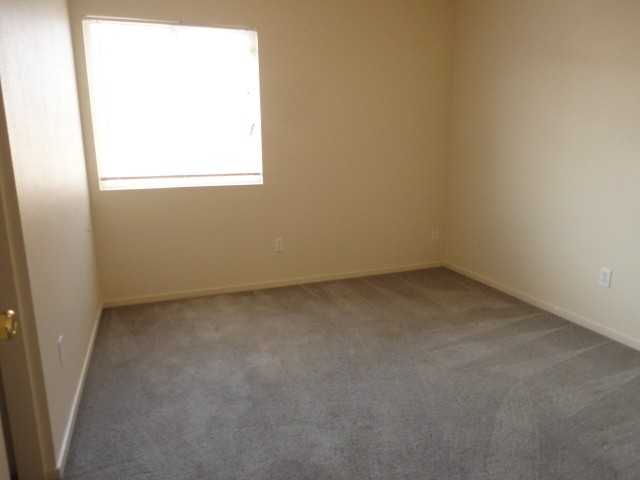 774 W River Oak Ave - Photo 5 of 13