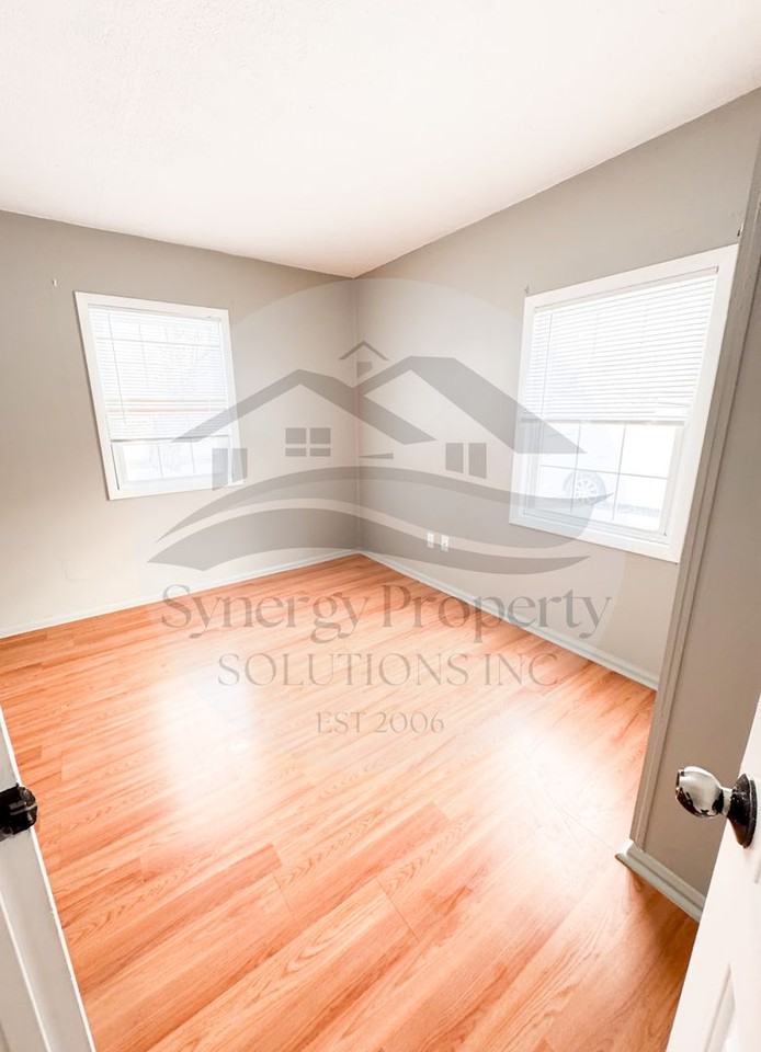 866 Danwood Ave - Photo 6 of 14