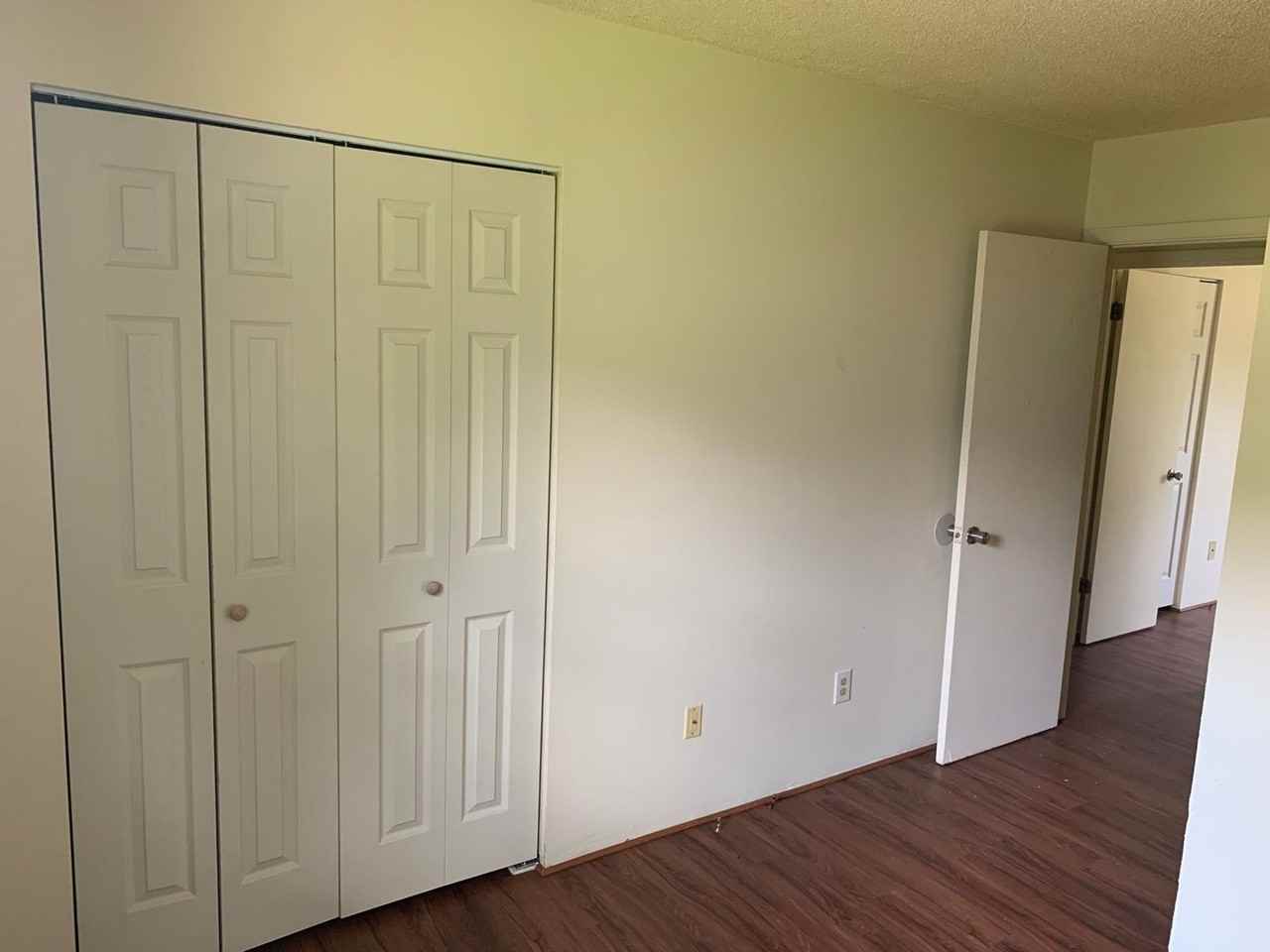 909 Chesson St - Photo 2 of 12