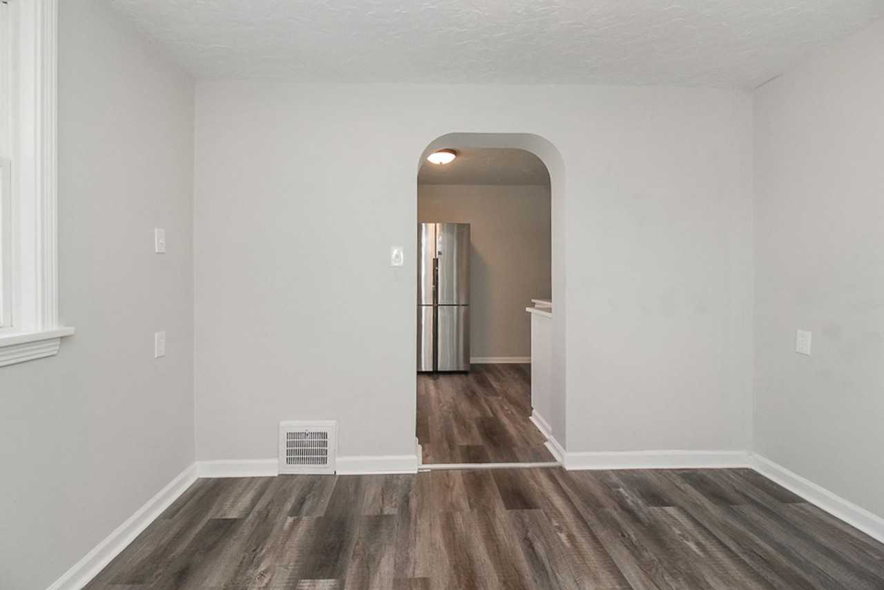 26470 Zeman Ave - Photo 6 of 28