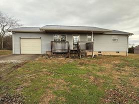 114 Greenview Dr - Photo 1 of 1