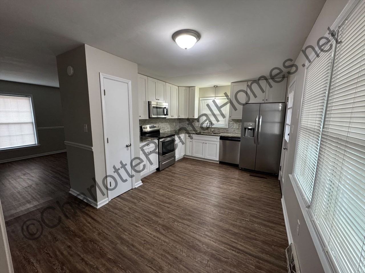 7201 Pathfinder Ct - Photo 3 of 10