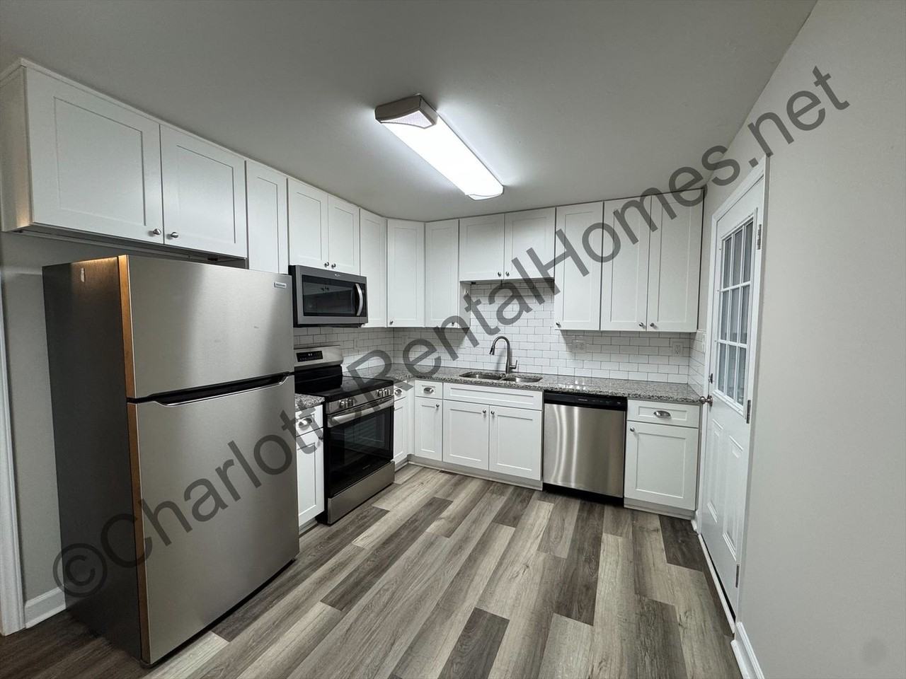 9701 Feldbank Dr - Photo 4 of 8