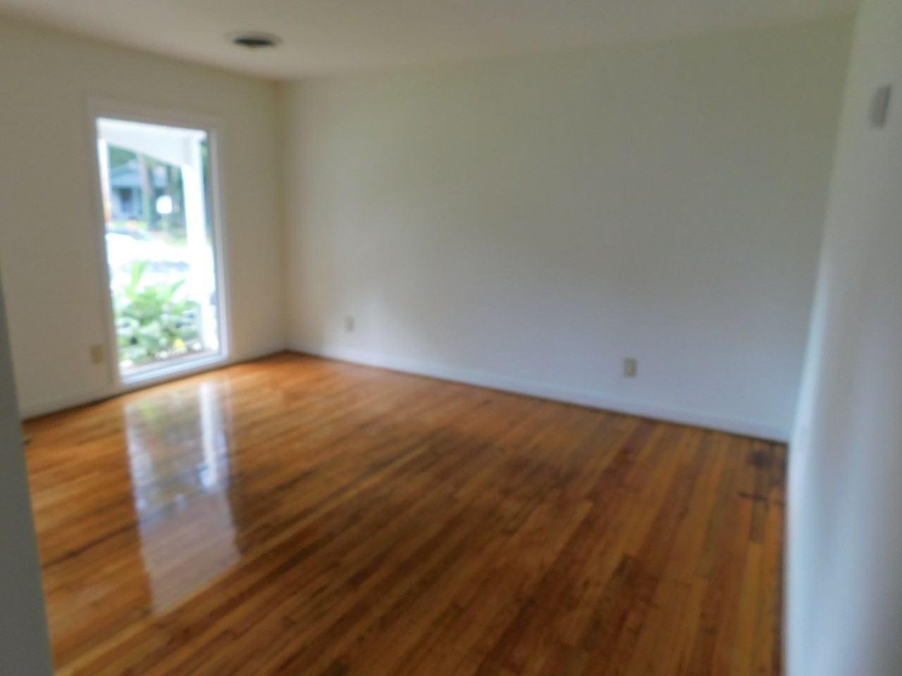 506 Bonner Dr - Photo 4 of 12