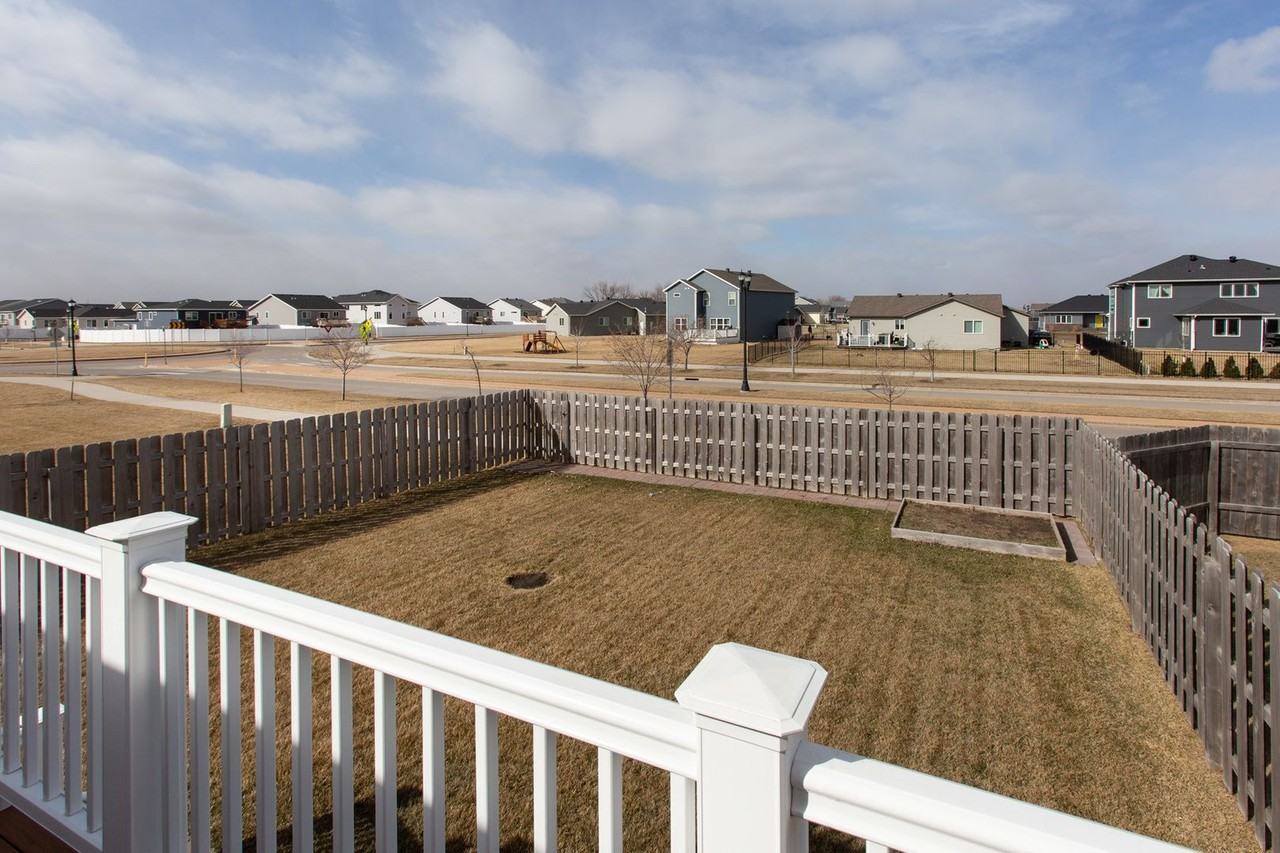 2510 8th Ct W - Photo 6 of 50