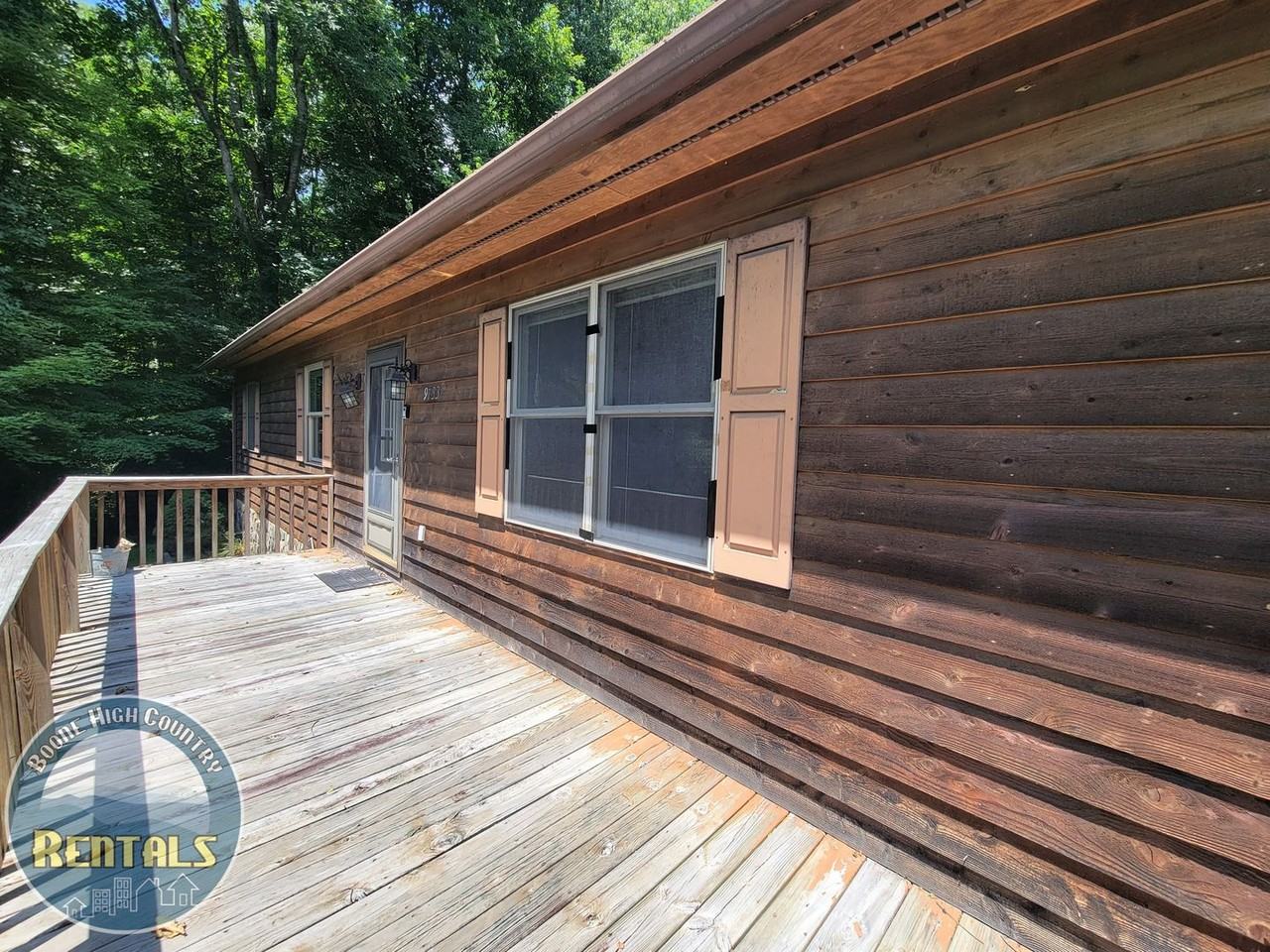 9733 Nc Highway 194 N - Photo 4 of 15