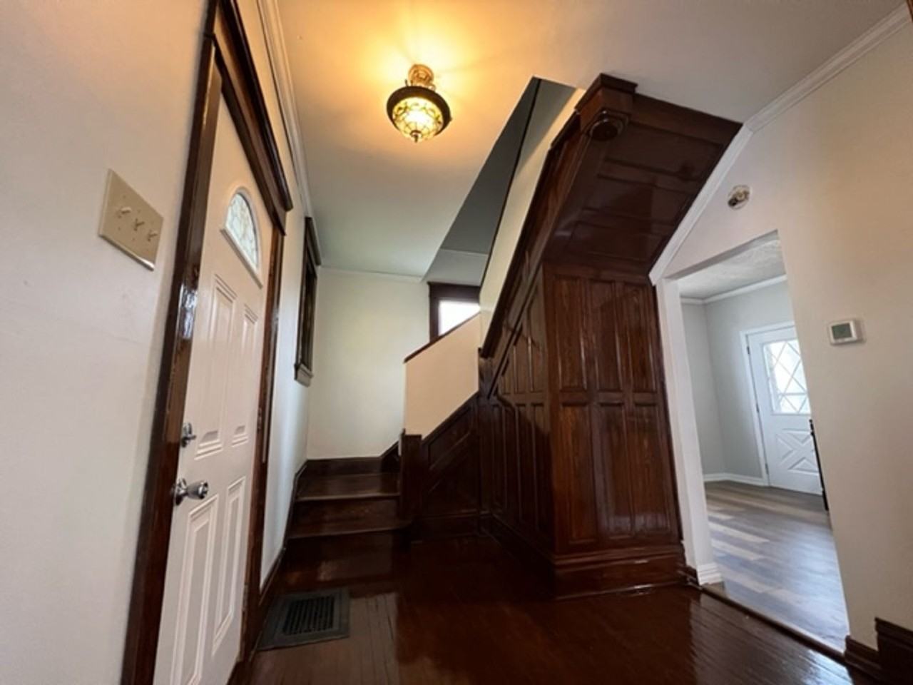 516 Greenwood Ave - Photo 7 of 12