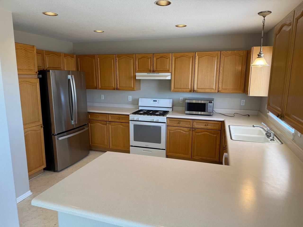 9538 Wangaratta Ct - Photo 2 of 19