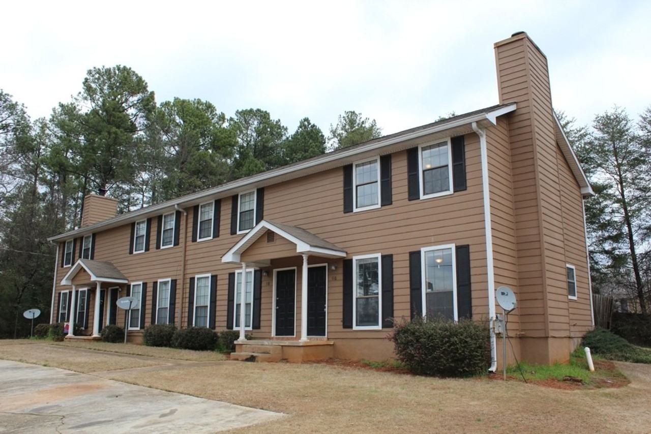 116 Jackson Dr - Photo 3 of 23